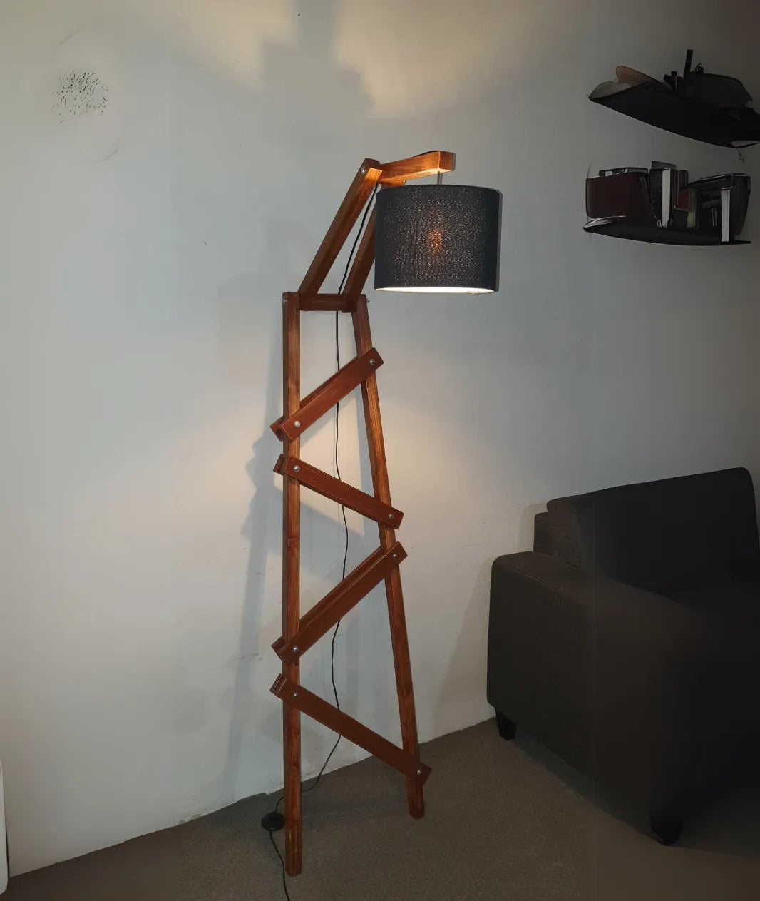 Wall Leaning Standing Floor Wooden Lamp