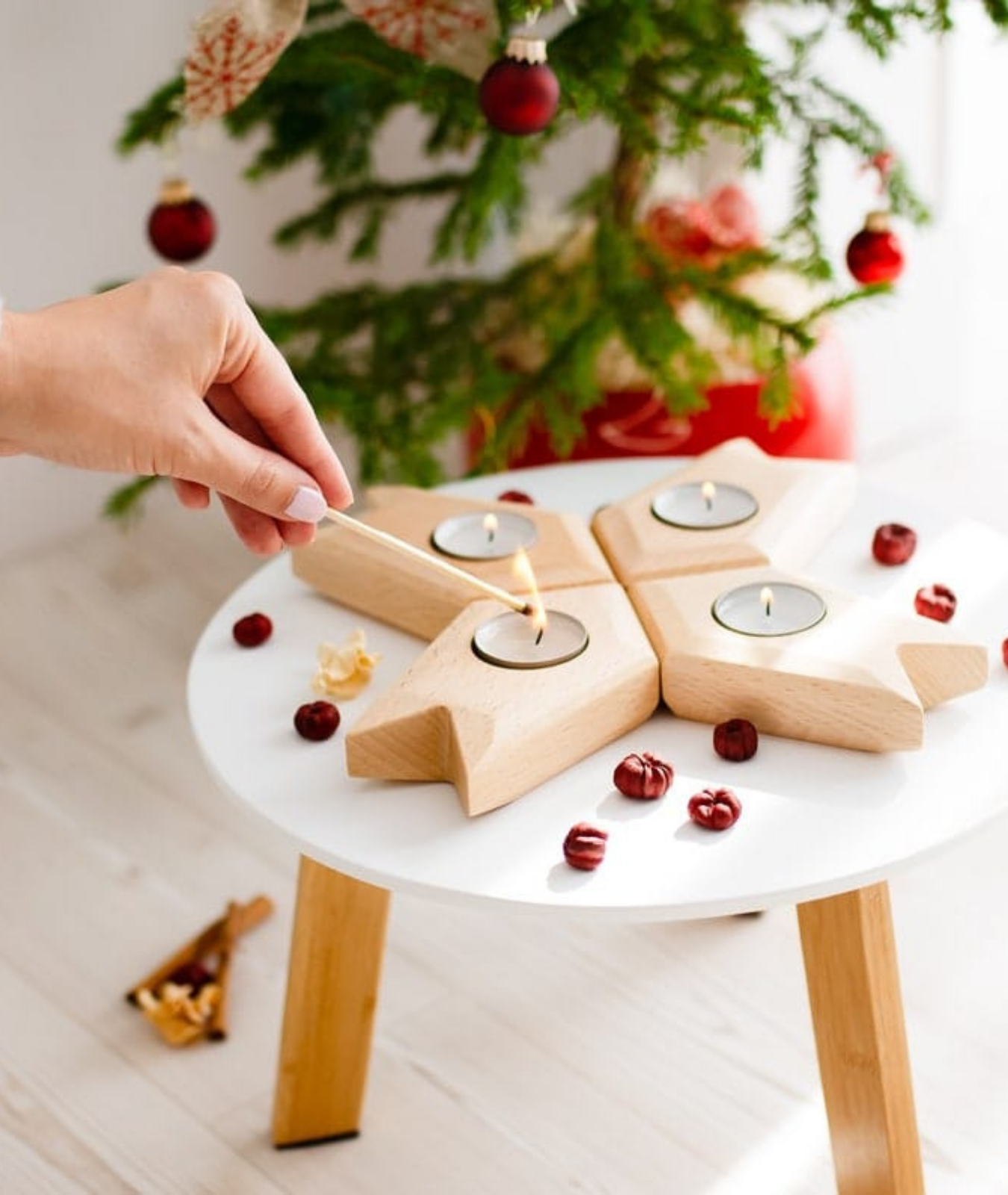 Modern 4 Pc Wooden Tealight Holders