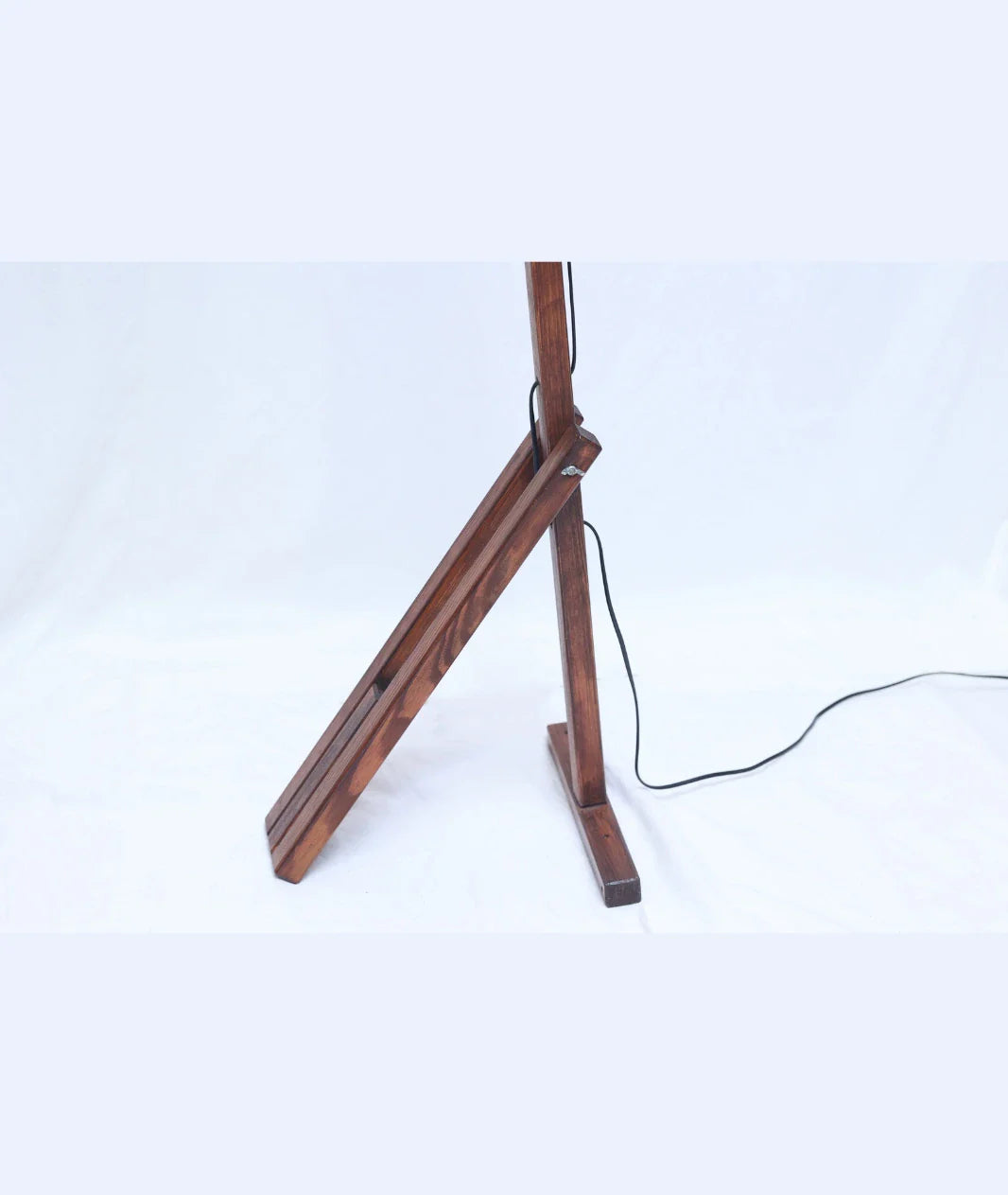 The Happy Floor Wooden Lamp