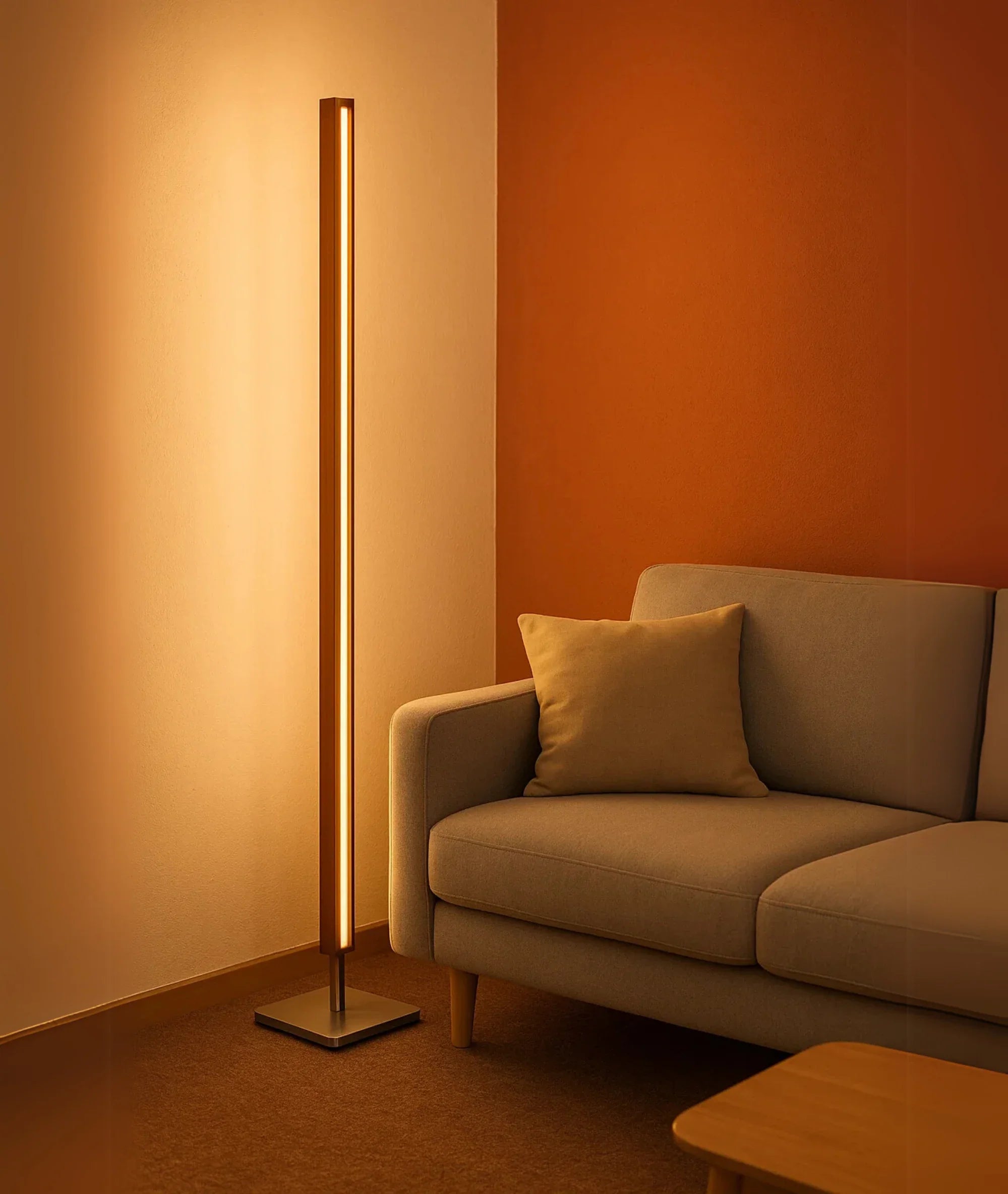 The Minimal Floor and Table light