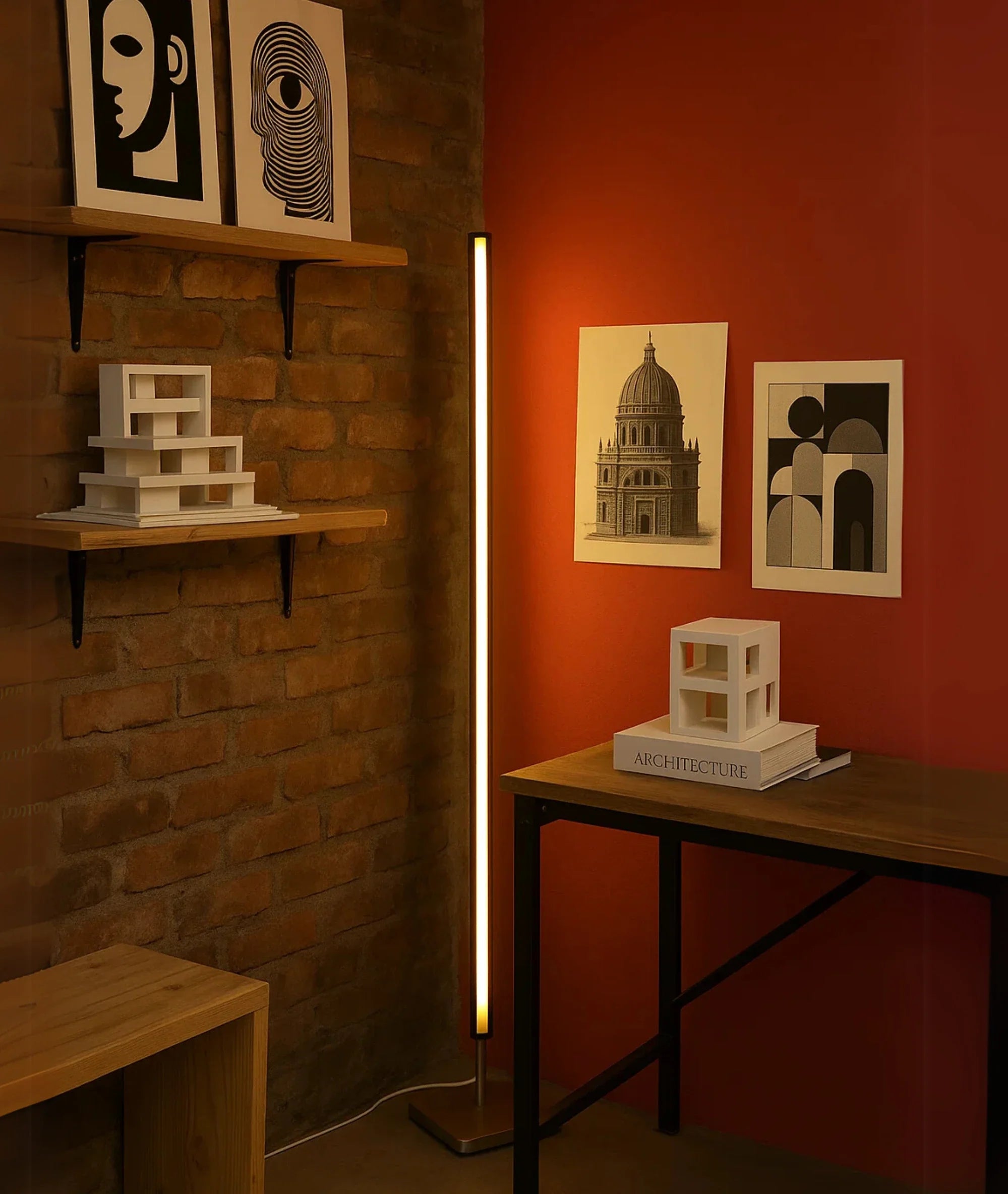 The Minimal Floor and Table light